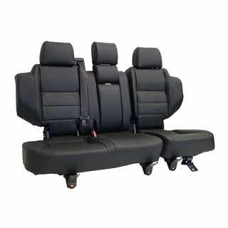 Second Row 60/40 Trim Kit Black Vinyl For Discovery 2