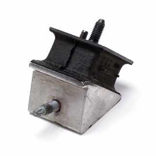 Used - LH Gearbox Mounting Rubber - Defender & Discovery II