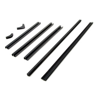 Filler Strip Kit - Front Door - Right - Defender