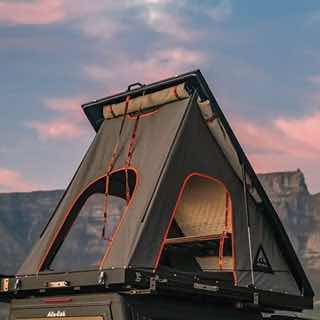 Alu-Cab Gen 3-R Roof Top Tent
