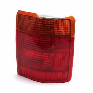 Chipped   AMR4102 Rear RH Lamp Rr P38A