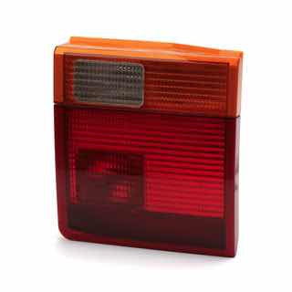 AMR4724 RH Tailgate Lamp Rr P38A