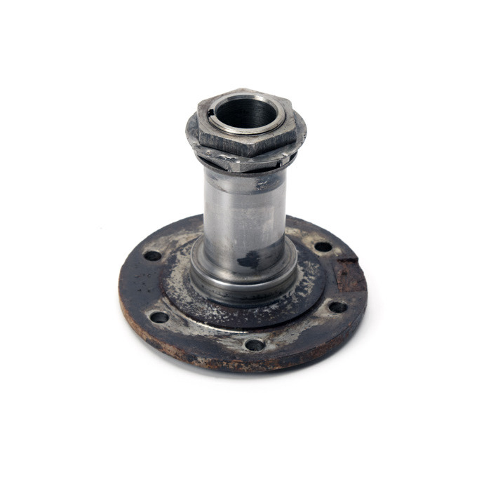 Used Spindle Front Axle Series IIA & III 599826U Rovers North Land