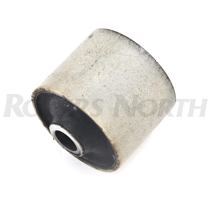 BUSHING FRONT RADIUS ARMAXLE HOUSING DISCOVERY II, RND780, RBX101680