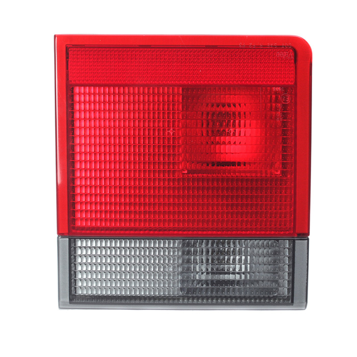 Lamp RH Rear Fog Reverse P38a Range Rover XFE100220 RNF679 Rovers