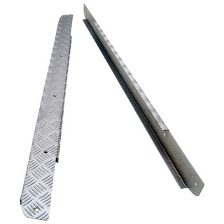 Sill Protector Set 5 Bar Chequer Plate Defender 110 Silver