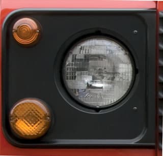 Bezel RH Headlamp NAS 90 1995 & 1997
